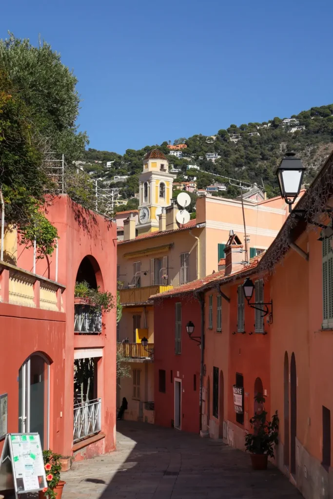 9 amazing things to do in Villefranche-sur-Mer (French Riviera) 3 Old town of Villefranche sur mer 9