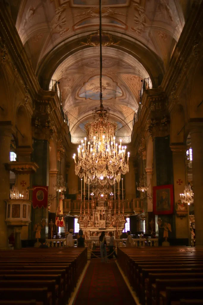 9 best things to do in Menton (France): how to plan the perfect visit 19 Best things to do in Menton Basilique Saint Michel Archange de Menton 3
