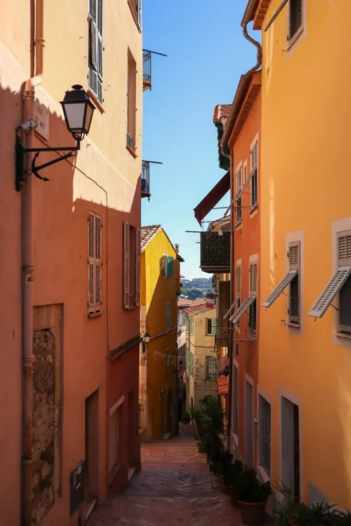 O que fazer em Villefranche-sur-Mer: 8 coisas incríveis 15 Centro historico de Villefranche-sur-mer