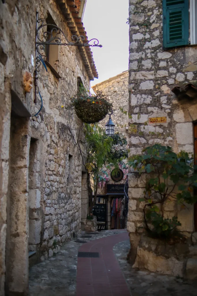 O que fazer em Èze: 7 coisas para um dia perfeito a partir de Nice 15 Ruas de Eze
