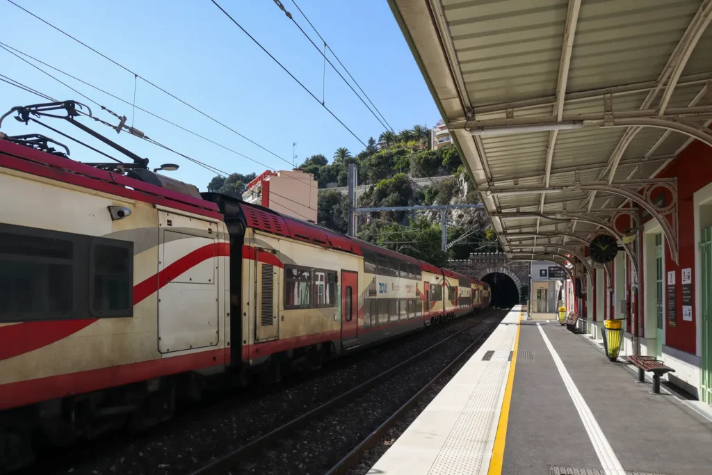 9 best things to do in Menton (France): how to plan the perfect visit 8 Trains in the French Riviera