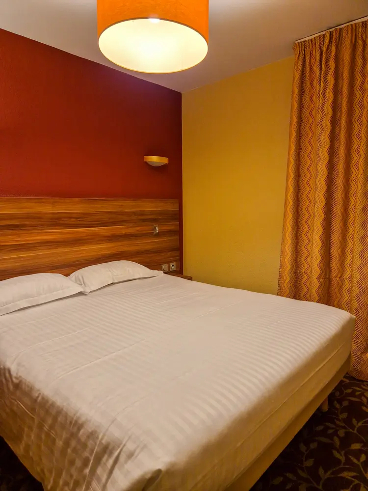 How to plan the perfect Nice itinerary for 2 days (+map) 8 Accommodation in Nice 2