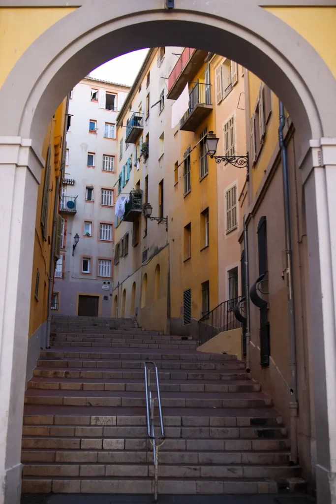 Roteiro de Nice: o que visitar em 2 dias (+ mapa) 45 Ruas em Nice 10