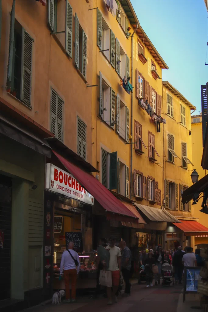 How to plan the perfect Nice itinerary for 2 days (+map) 41 Streets in Nice 13