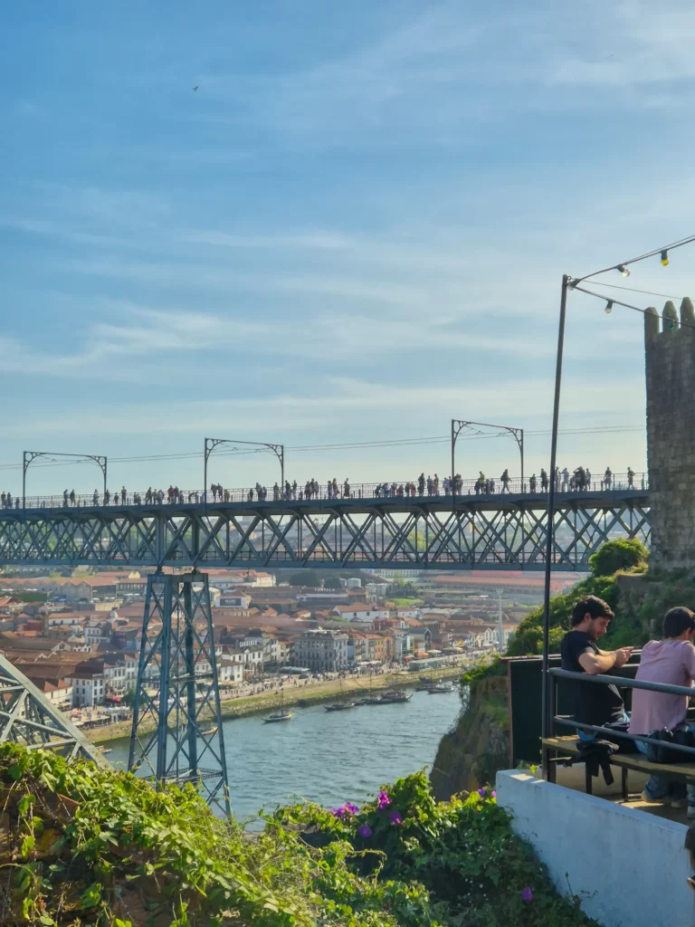 +25 best places for a drink with a view in Porto (a local's guide) 3 Best places to have drinks with a view in Porto Guindalense 2